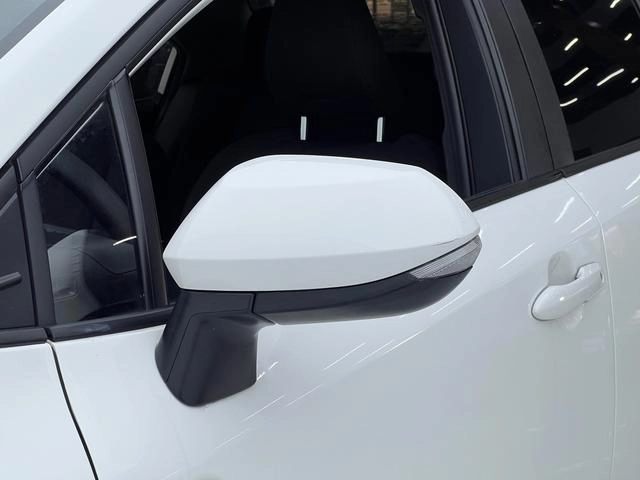 Toyota Levin 2023 TNGA 1.5L Versión emprendedora interior foto 15 Toyota Levin 2023 TNGA 1.5L Versión emprendedora interior foto 15