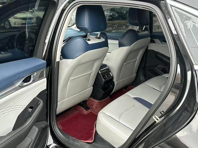 Geely Preface 2021 2.0T Премиальная комплектация интерьер фото 9