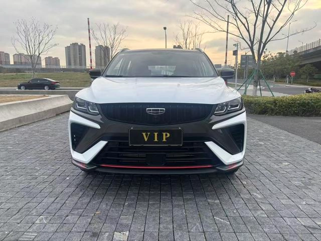 Geely Coolray 2023 1.5T DCT Platinum Edition exterior photo 2 Geely Coolray 2023 1.5T DCT Platinum Edition exterior photo 2
