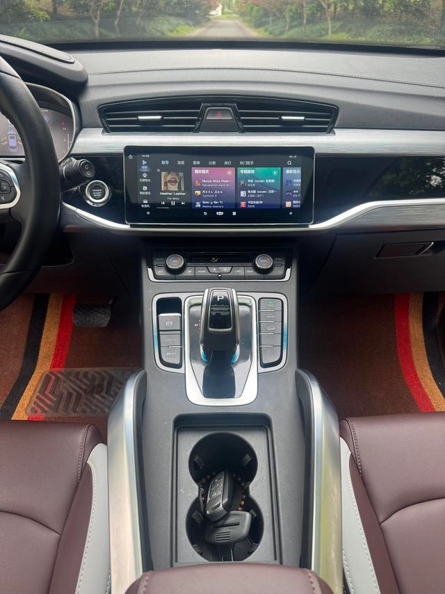 Geely Boyue 2022 1.8TD DCT Zhiya type interior photo 17