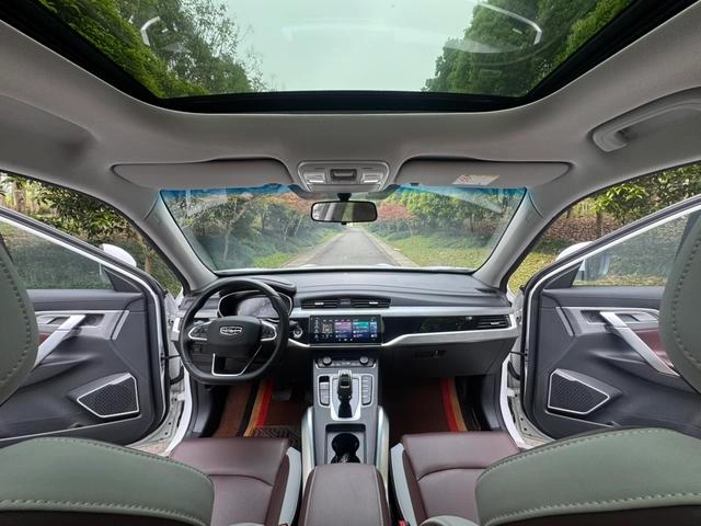 Geely Boyue 2022 1.8TD DCT Zhiya type interior photo 18