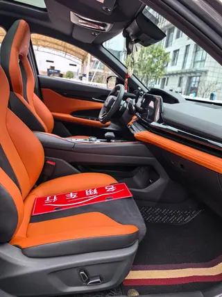 Changan UNI-V 2023 1.5T Versión deportiva exterior foto 8