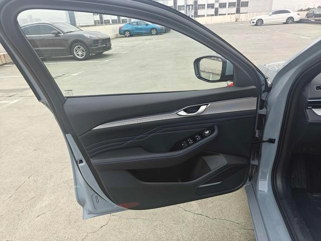 Geely Preface 2025 1.5T Oriental Yao soaring version interior photo 10