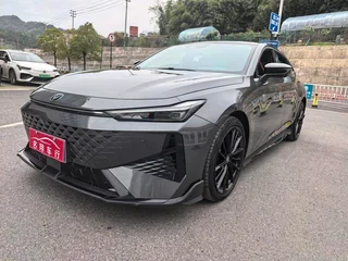 Changan UNI-V 2024 1.5T Престижный спортивный