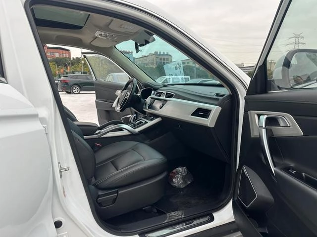 Geely Boyue 2020 1.8TD DCT Two-drive intelligent joint type 4G Interconnected Edition exterior photo 7