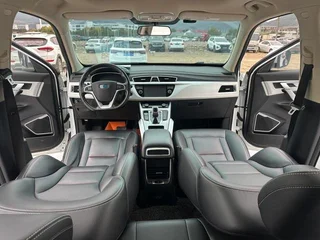 Geely Boyue 2020 1.8TD DCT Two-drive intelligent joint type 4G Interconnected Edition interior photo 12