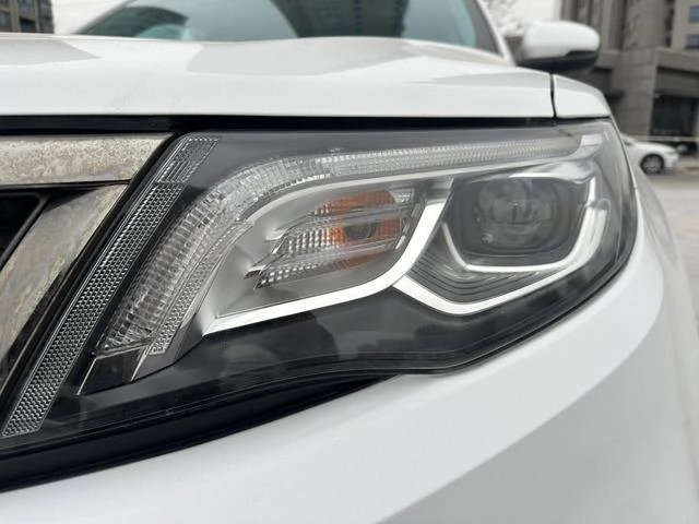 Geely Boyue 2020 1.8TD DCT Two-drive intelligent joint type 4G Interconnected Edition interior photo 16