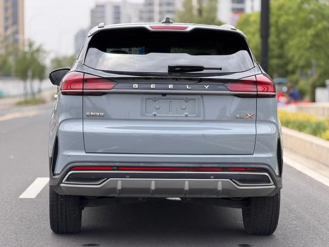 Geely Boyue 2022 Boyue X 1.8TD DCT Zhizun type interior photo 9