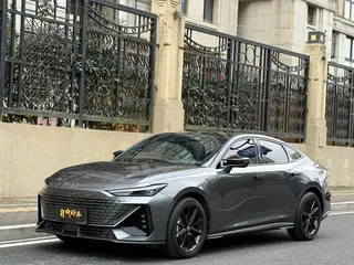 Changan UNI-V 2023 1.5T Acabado premium