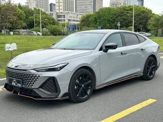 Changan UNI-V 2022 2.0T Leading speed version