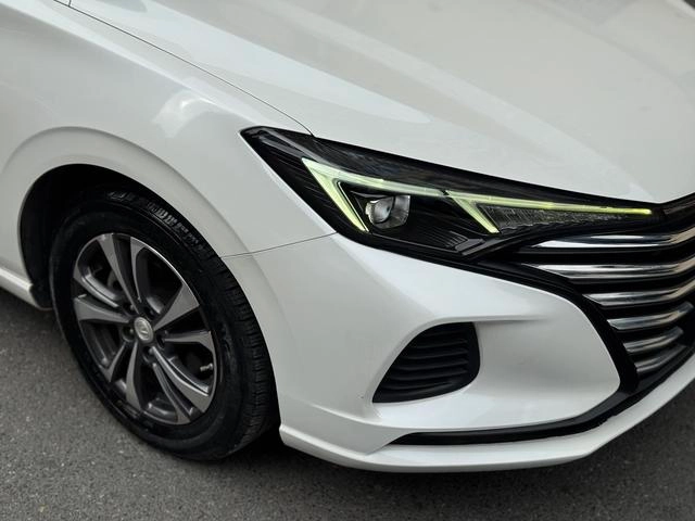 Changan Eado 2021 PLUS 1.6L GDI CVT Elite-type exterior photo 4