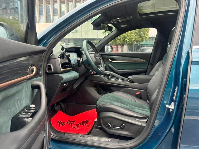 Geely Monjaro 2021 2.0TD DCT EVO Two-wheel drive noble type interior photo 8