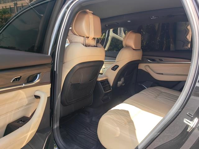 Geely Monjaro 2025 2.0TD Gaogong automatique à deux roues motrices Dongfang Yao remporte la version étoile intérieur photo 7 Geely Monjaro 2025 2.0TD Gaogong automatique à deux roues motrices Dongfang Yao remporte la version étoile intérieur photo 7