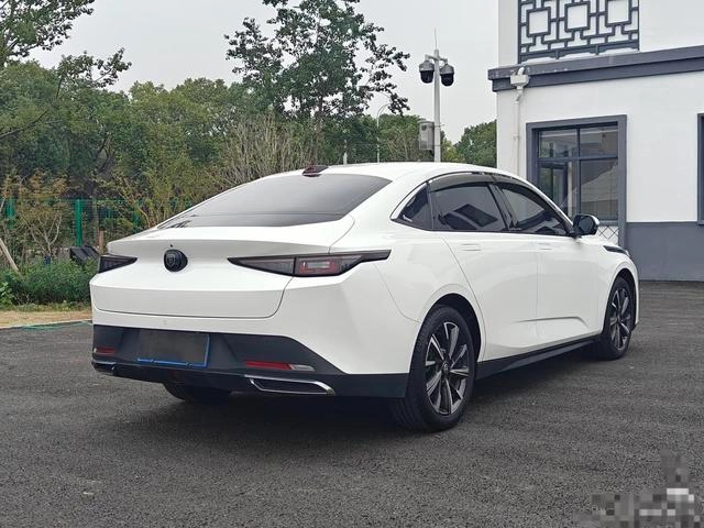 Changan Lamore 2023 1.5T GDI Automatic pilot type interior photo 7 Changan Lamore 2023 1.5T GDI Automatic pilot type interior photo 7