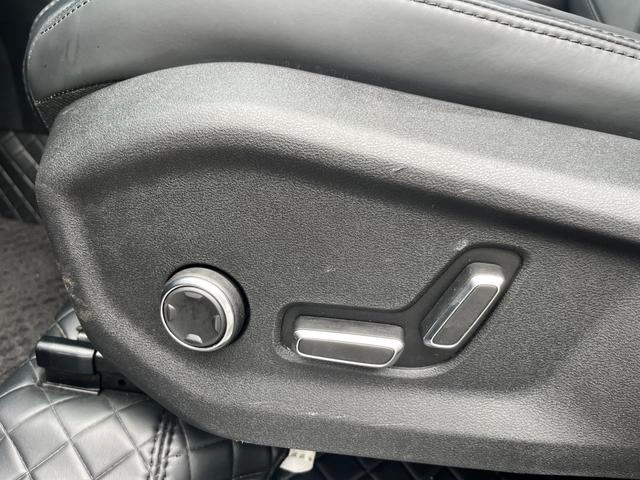 Geely Monjaro 2024 2.0TD High-power automatic two-wheel drive skyline version interior photo 10