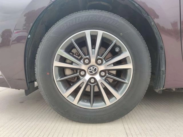 Toyota Levin 2016 Dual Power 1.8H GS CVT Elite Skylight Edition interior photo 10 Toyota Levin 2016 Dual Power 1.8H GS CVT Elite Skylight Edition interior photo 10