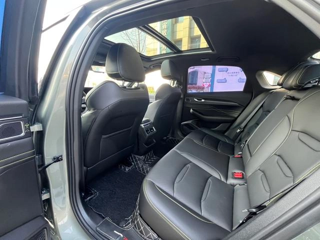 Geely Preface 2023 1.5T soaring version exterior photo 5