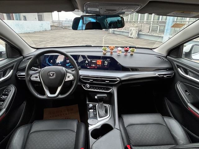 Changan Eado 2020 PLUS Blue whale NE 1.4T GDI Automatic Flagship interior photo 13