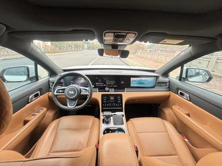 Li Auto ONE 2021 extended range 6 Seat plate interior photo 8 Li Auto ONE 2021 extended range 6 Seat plate interior photo 8