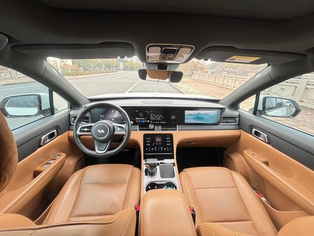 Li Auto ONE 2021 extended range 6 Seat plate interior photo 8 Li Auto ONE 2021 extended range 6 Seat plate interior photo 8