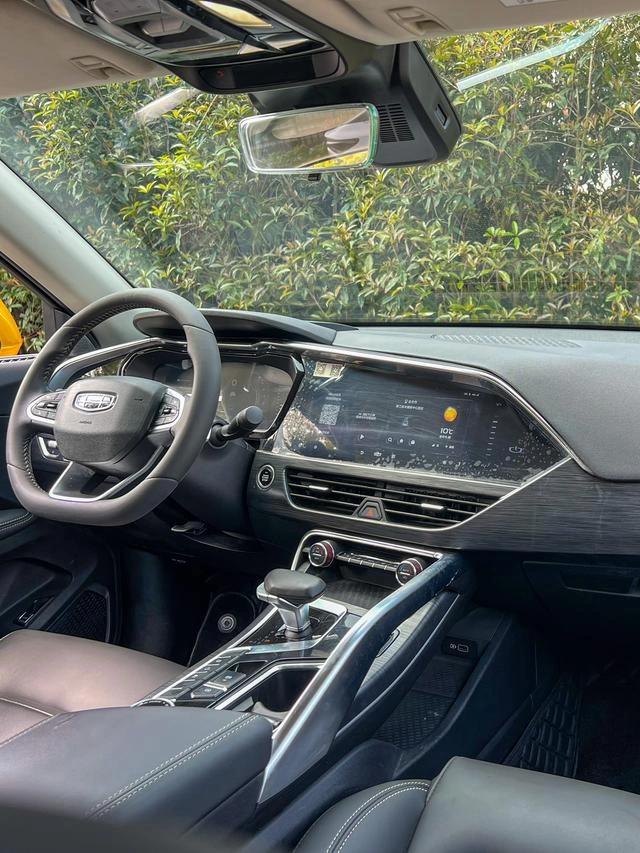 Geely Xingyue 2019 350T Shining Star interior photo 11