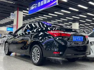 Toyota Corolla 2017 Restyling 1.2T S-CVT GL country V interior photo 12 Toyota Corolla 2017 Restyling 1.2T S-CVT GL country V interior photo 12