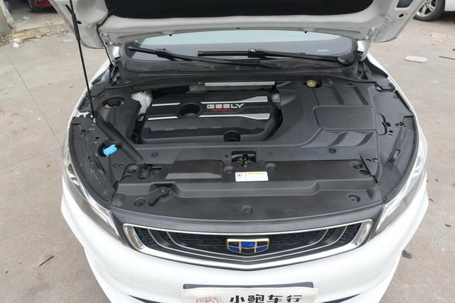 Geely Emgrand GL 2018 1.4T Automatic Distinguished Zhilian Type interior photo 11 Geely Emgrand GL 2018 1.4T Automatic Distinguished Zhilian Type interior photo 11