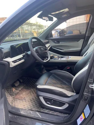 Changan CS75 Plus 2023 Third generation 1.5T Automatic Luxury Model exterior photo 8 Changan CS75 Plus 2023 Third generation 1.5T Automatic Luxury Model exterior photo 8