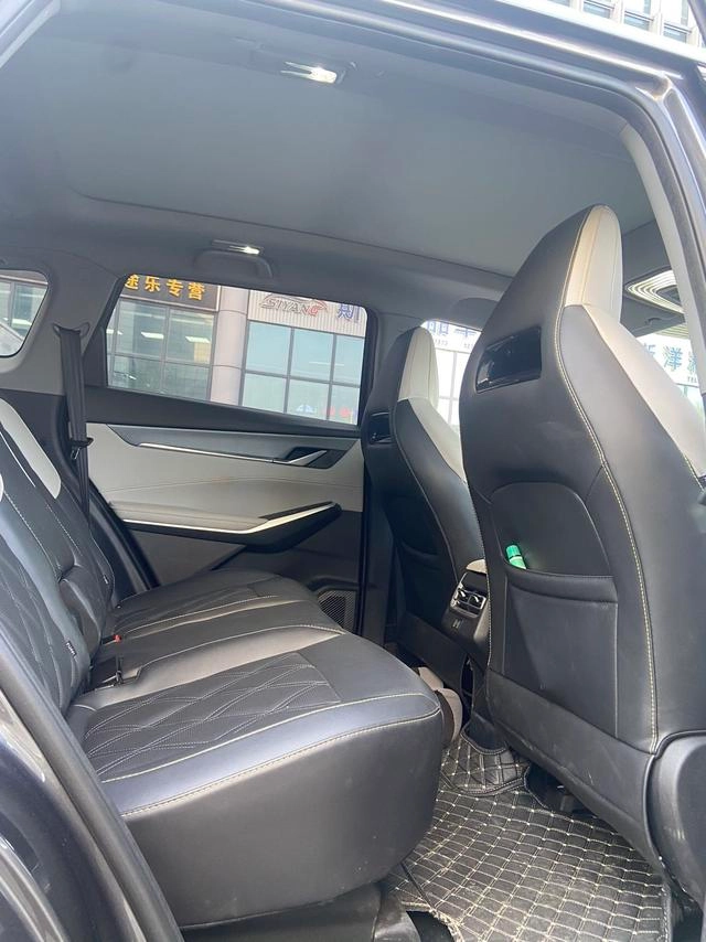 Changan CS75 Plus 2023 Third generation 1.5T Automatic Luxury Model interior photo 11 Changan CS75 Plus 2023 Third generation 1.5T Automatic Luxury Model interior photo 11