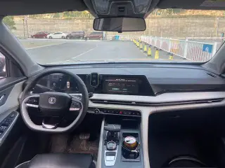 Changan CS75 Plus 2023 Third generation 1.5T Automatic Luxury Model interior photo 12 Changan CS75 Plus 2023 Third generation 1.5T Automatic Luxury Model interior photo 12