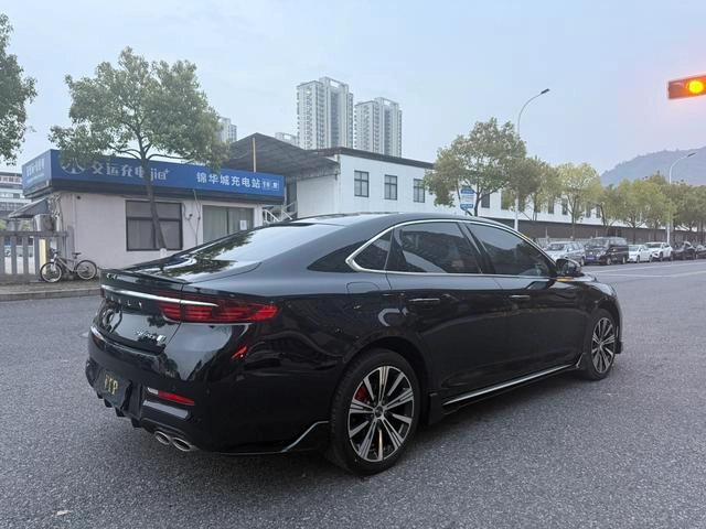 Geely Preface 2026 2.0T Oriental Yao Haohan Edition exterior photo 5