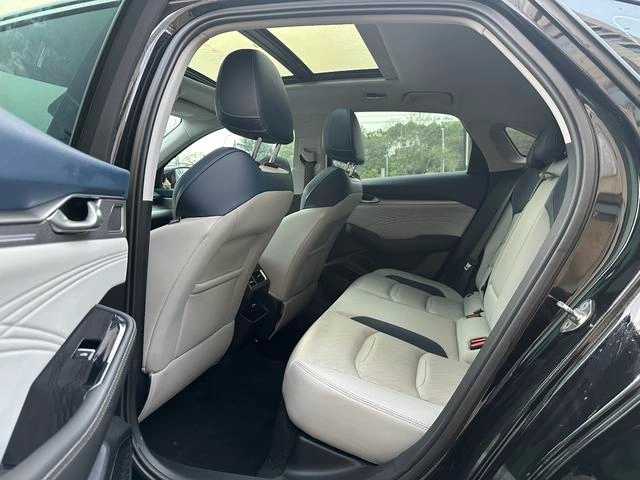 Geely Preface 2021 2.0T Premium Trim interior photo 8 Geely Preface 2021 2.0T Premium Trim interior photo 8