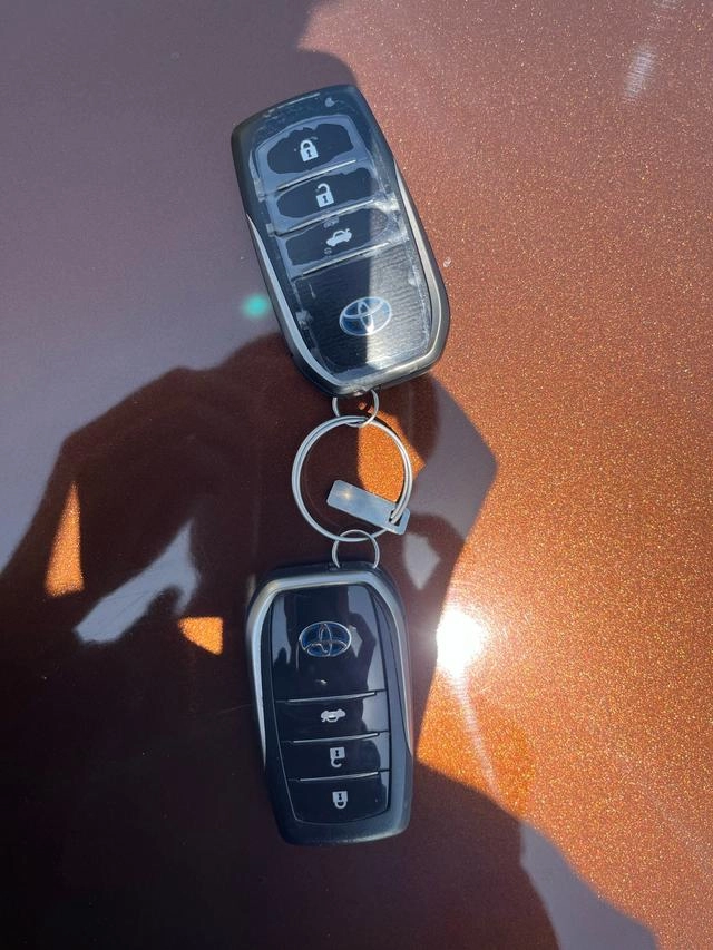 Toyota Levin 2016 Doble motor 1.8H GS CVT Edición Elite Skylight interior foto 10 Toyota Levin 2016 Doble motor 1.8H GS CVT Edición Elite Skylight interior foto 10