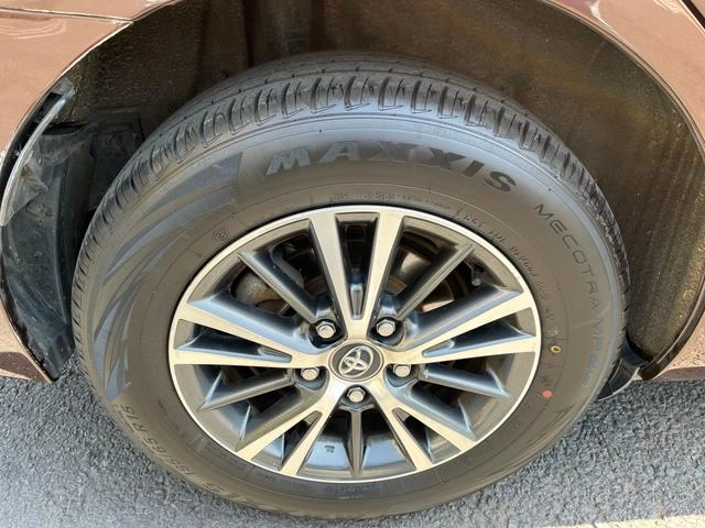 Toyota Levin 2016 Doble motor 1.8H GS CVT Edición Elite Skylight interior foto 11 Toyota Levin 2016 Doble motor 1.8H GS CVT Edición Elite Skylight interior foto 11