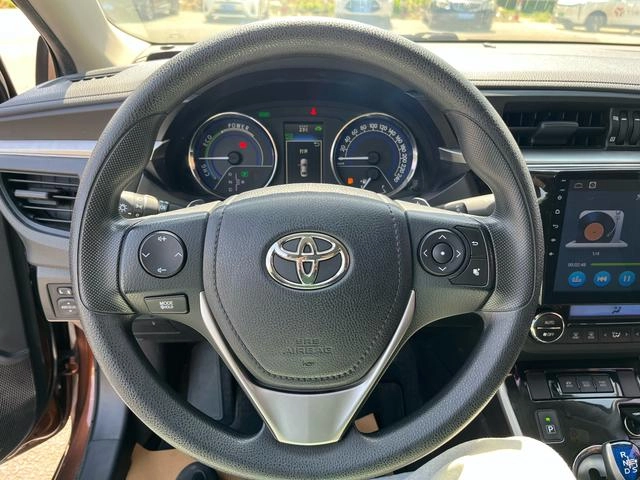 Toyota Levin 2016 Doble motor 1.8H GS CVT Edición Elite Skylight interior foto 14 Toyota Levin 2016 Doble motor 1.8H GS CVT Edición Elite Skylight interior foto 14