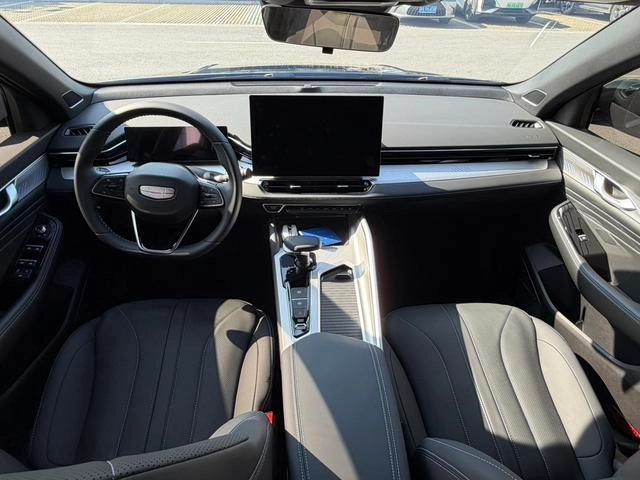Geely Preface 2025 1.5T Oriental Yao Kunlun Edition exterior photo 9