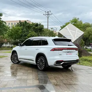 Geely Monjaro 2025 2.0TD High-power automatic two-wheel drive oriental obsidian star version exterior photo 8