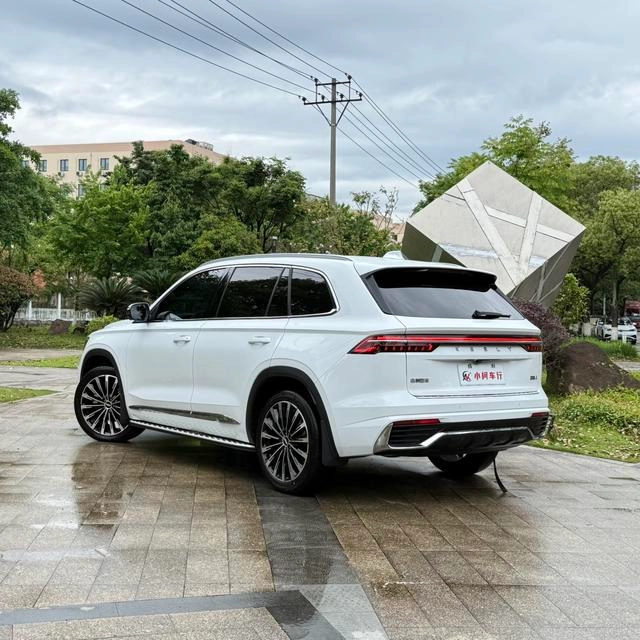 Geely Monjaro 2025 2.0TD High-power automatic two-wheel drive oriental obsidian star version exterior photo 8