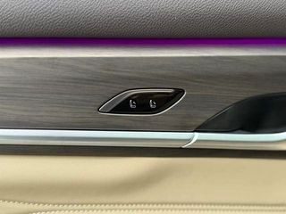 Geely Monjaro 2025 2.0TD High-power automatic two-wheel drive oriental obsidian star version interior photo 20
