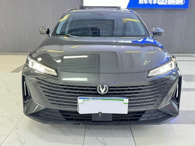 Changan Lamore 2023 1.5T GDI Automatic pilot type exterior photo 2