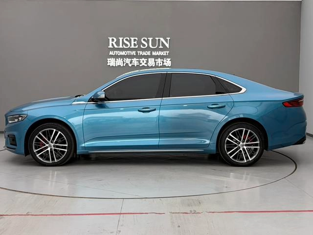 Geely Preface 2021 2.0T Премиальная комплектация экстерьер фото 3