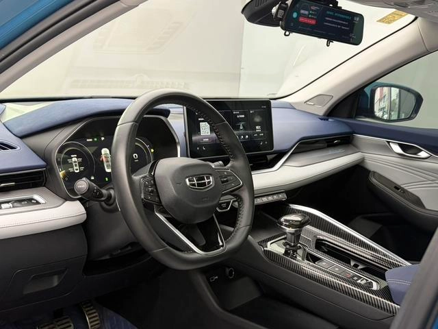 Geely Preface 2021 2.0T Премиальная комплектация интерьер фото 9
