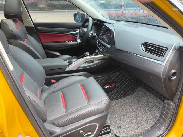 Geely Xingyue 2020 High-energy version 350T Star Control interior photo 11