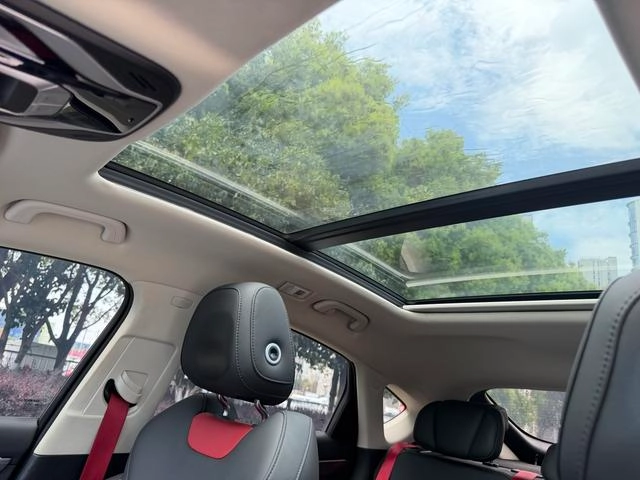 Geely Xingyue 2020 High-energy version 350T Star Control interior photo 14