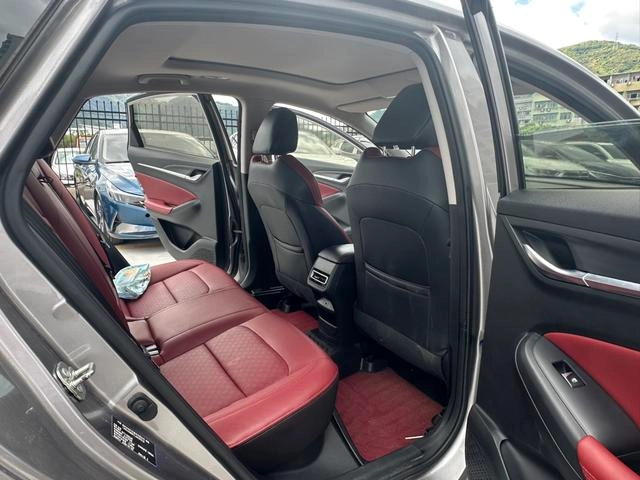 Changan Eado 2020 PLUS Blue whale NE 1.4T GDI Automatic Flagship exterior photo 8