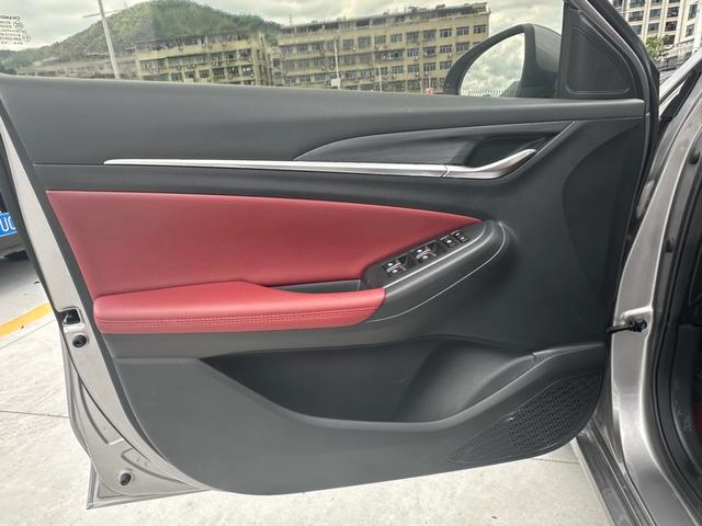 Changan Eado 2020 PLUS Blue whale NE 1.4T GDI Automatic Flagship interior photo 14