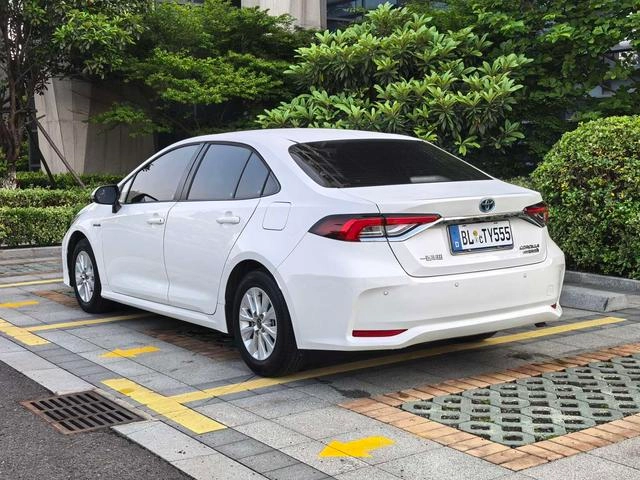 Toyota Corolla 2023 Intelligent electric hybrid double engine 1.8L E-CVT Pioneer Edition exterior photo 3 Toyota Corolla 2023 Intelligent electric hybrid double engine 1.8L E-CVT Pioneer Edition exterior photo 3