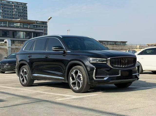 Geely Monjaro 2021 2.0TD DCT EVO Уважаемый тип с двумя приводами экстерьер фото 3