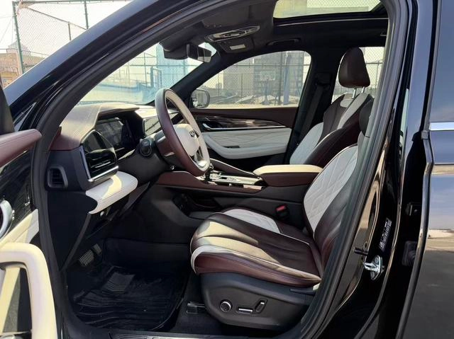 Geely Monjaro 2021 2.0TD DCT EVO Уважаемый тип с двумя приводами экстерьер фото 5