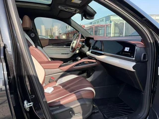 Geely Monjaro 2021 2.0TD DCT EVO Уважаемый тип с двумя приводами интерьер фото 11